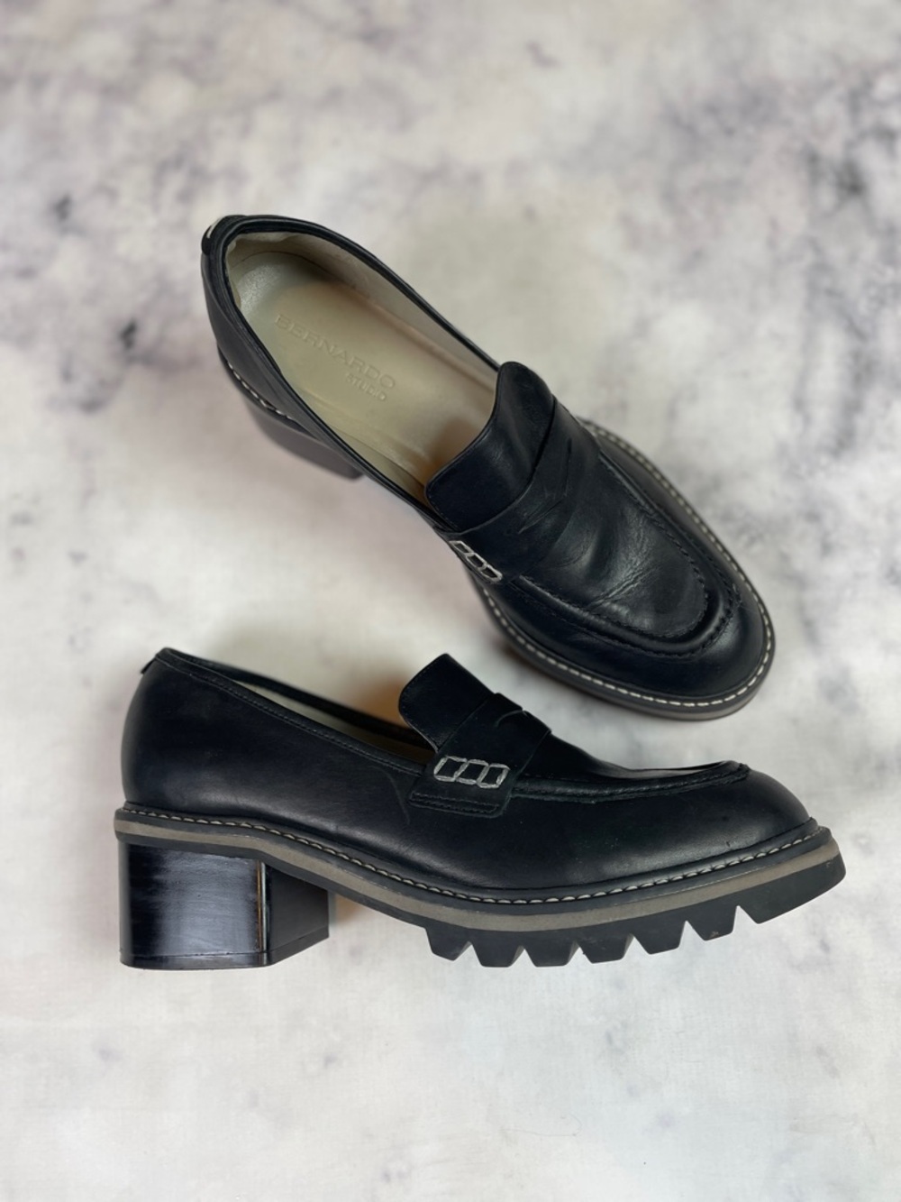 Bernardo Selma Black Leather Chunky Block Heel Loafers Sz 7.5